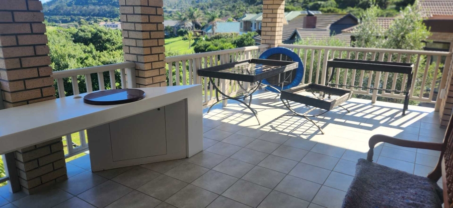 4 Bedroom Property for Sale in Great Brak River Western Cape
